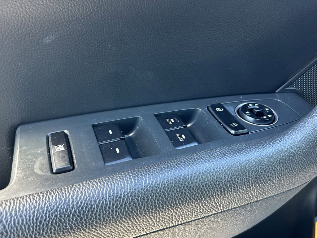 Used 2018 Hyundai Sonata Limited FWD image 21