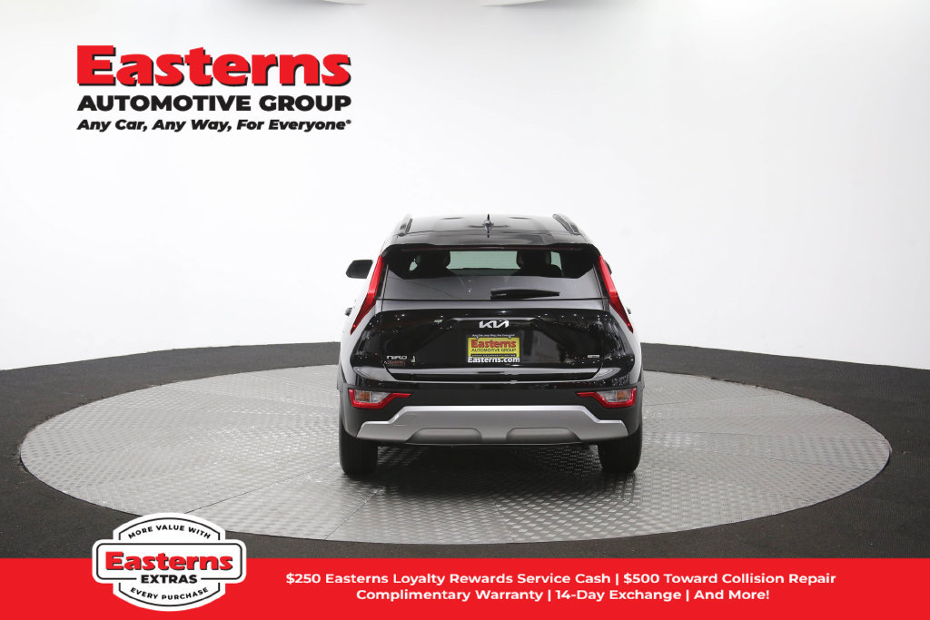 Used 2024 Kia Niro LX FWD image 36