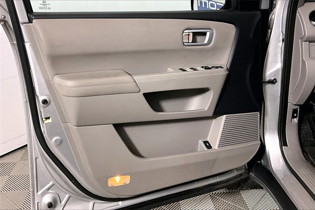 Used 2015 Honda Pilot EX-L image 18