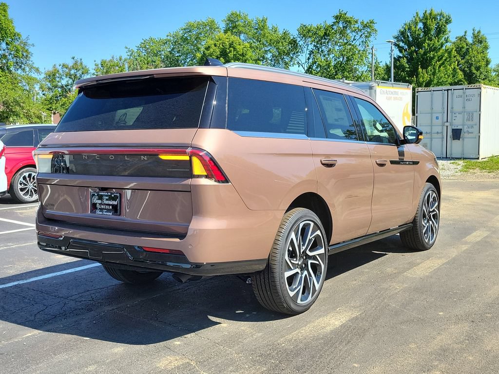 New 2026 Lincoln Navigator Black Label AWD/4WD image 4