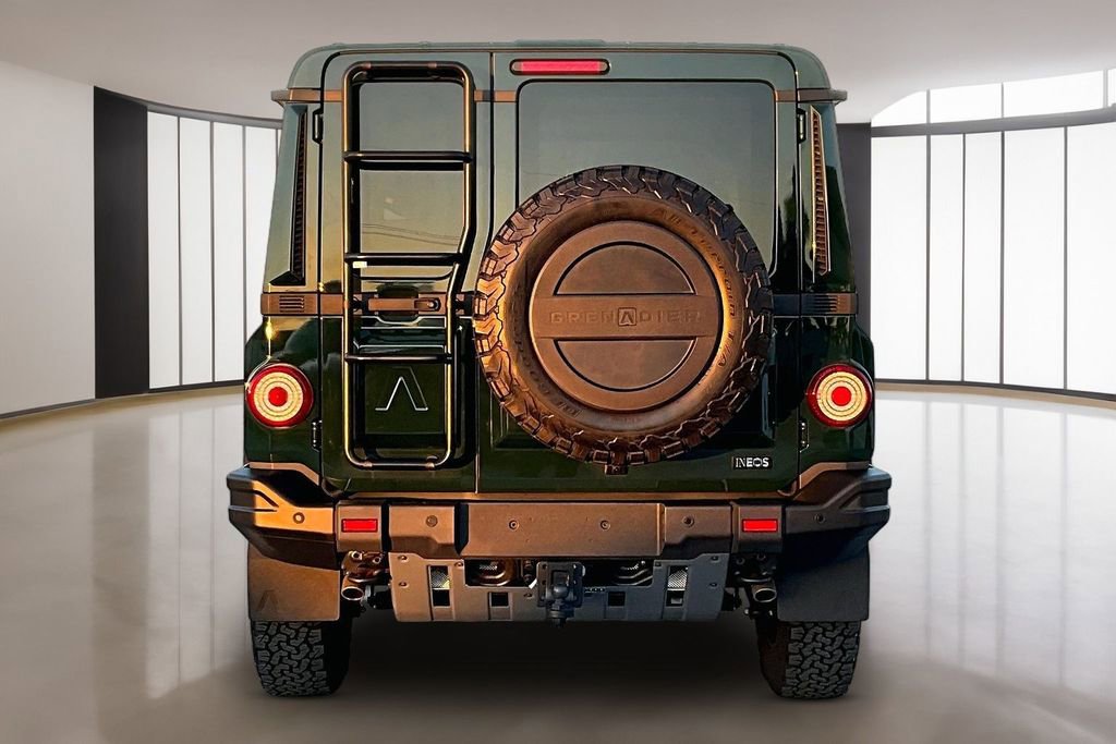 Used 2024 INEOS Grenadier Fieldmaster Edition image 5