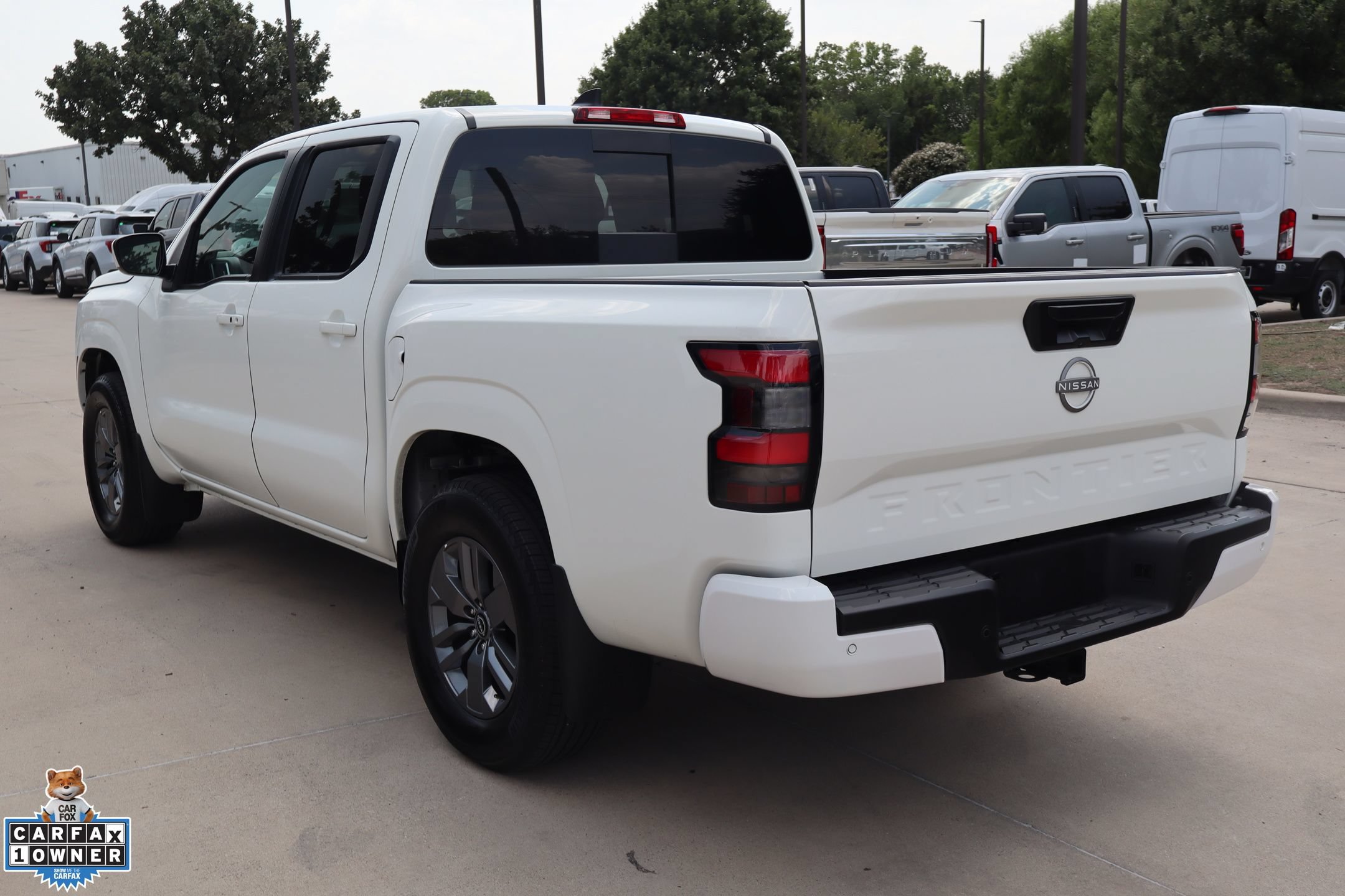 Used 2025 Nissan Frontier SV w/ SV Convenience Package RWD image 6
