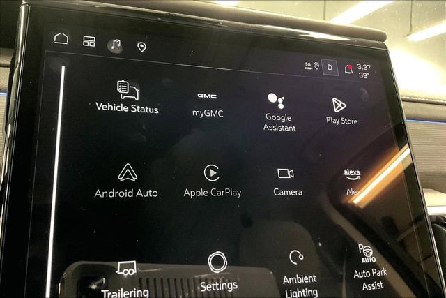 Used 2025 GMC Acadia Denali w/ Super Cruise Package image 36