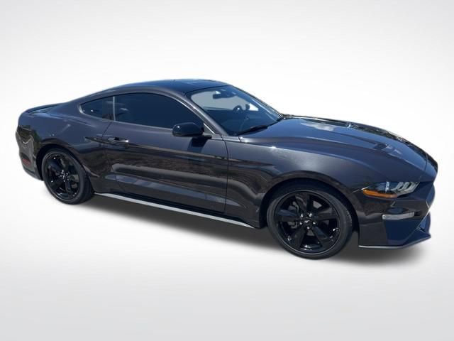 Used 2022 Ford Mustang Coupe w/ Black Accent Package RWD image 4