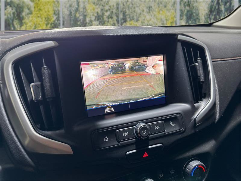 Used 2021 GMC Terrain SLE w/ Driver Convenience Package AWD/4WD image 25