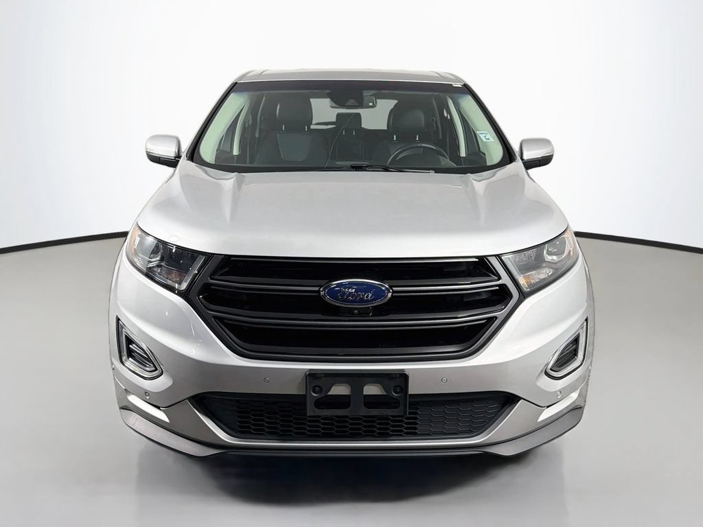 Used 2018 Ford Edge Sport w/ Equipment Group 401A AWD/4WD image 2