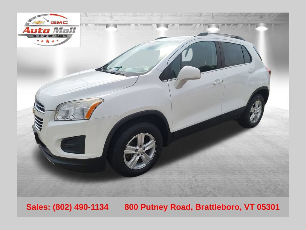 Used 2016 Chevrolet Trax LT w/ LT Sun and Sound Package AWD/4WD image 1