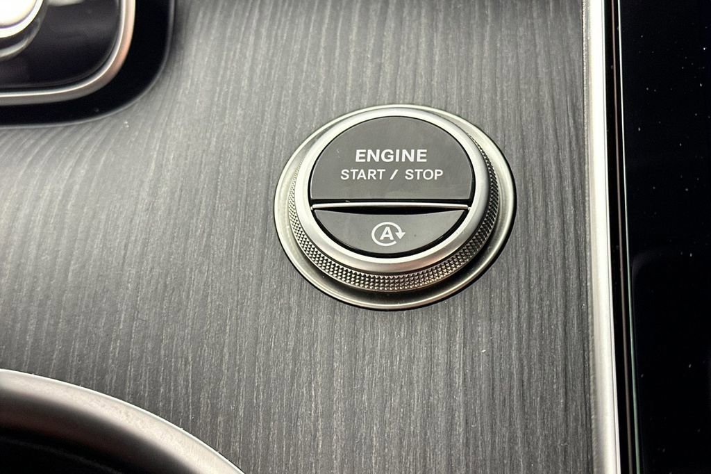 Certified 2025 Mercedes-Benz C 300 4MATIC Sedan image 27
