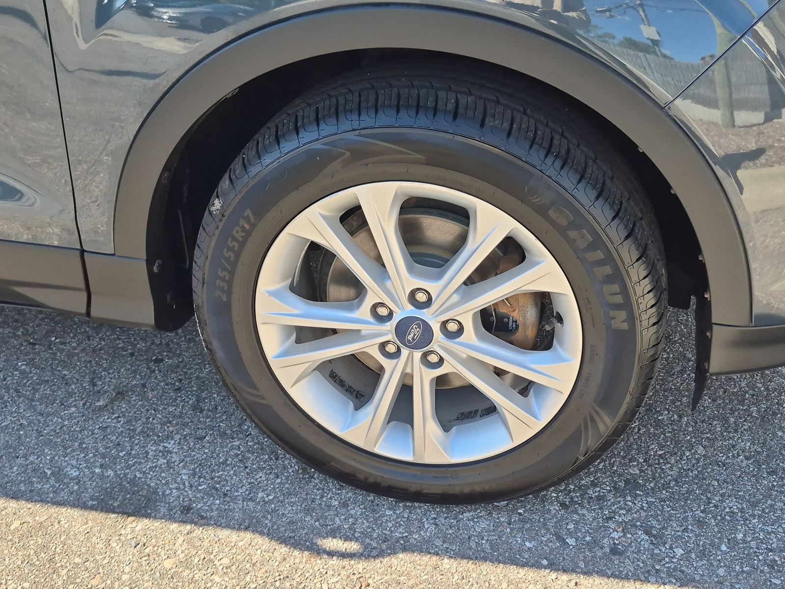 Used 2019 Ford Escape SE FWD image 15