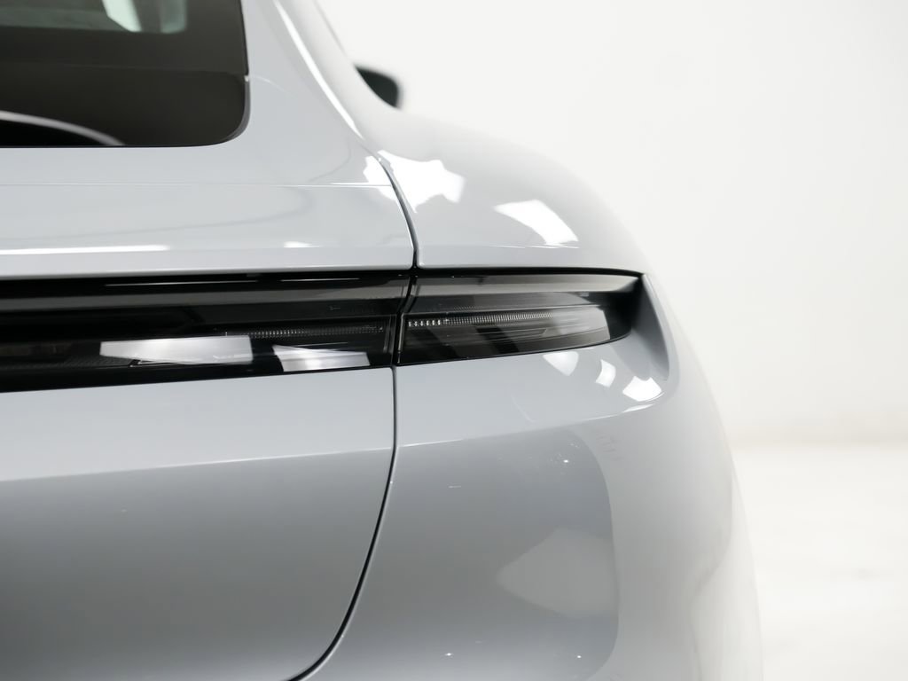 Certified 2025 Porsche Taycan image 12