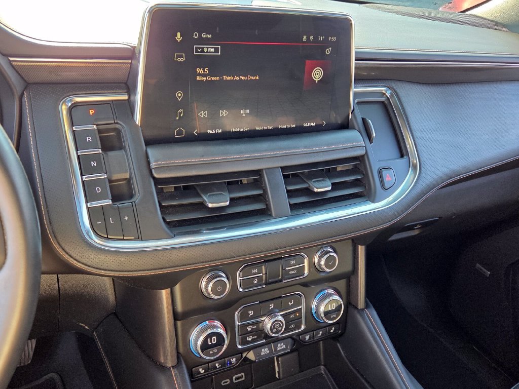 Certified 2023 GMC Yukon AT4 w/ AT4 Premium Plus Package AWD/4WD image 23
