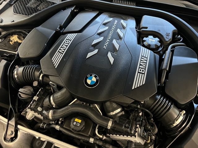 Used 2023 BMW M850i xDrive Convertible AWD/4WD image 49