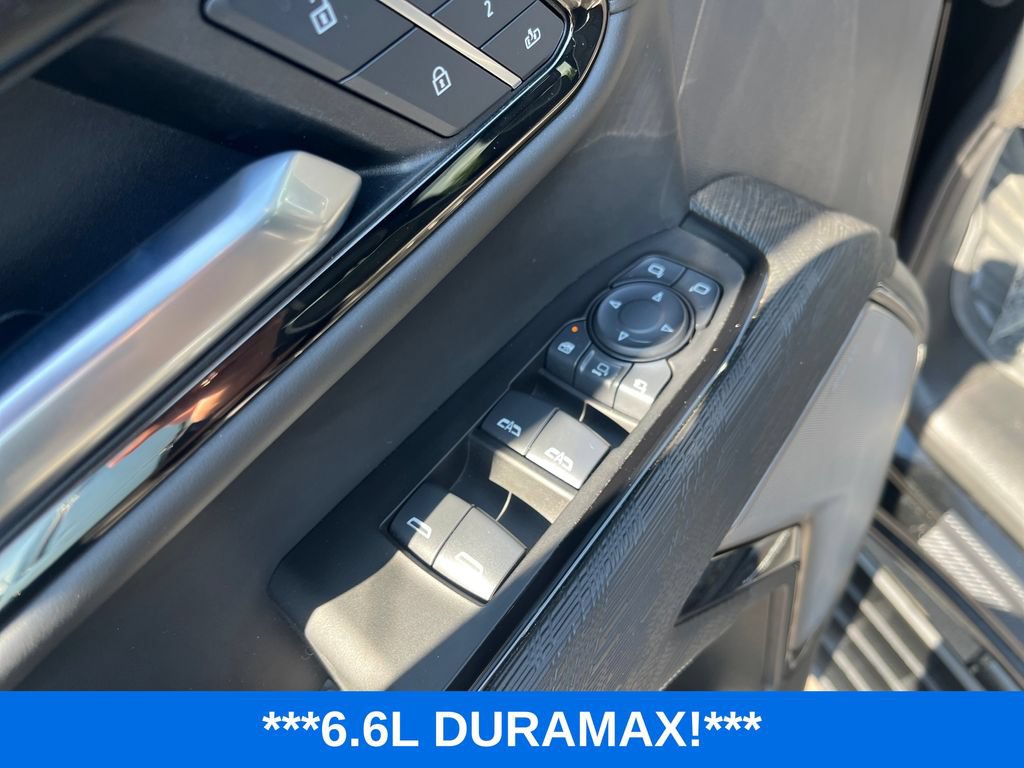 Used 2025 GMC Sierra 2500 AT4X w/ AT4X AEV Edition AWD/4WD image 11