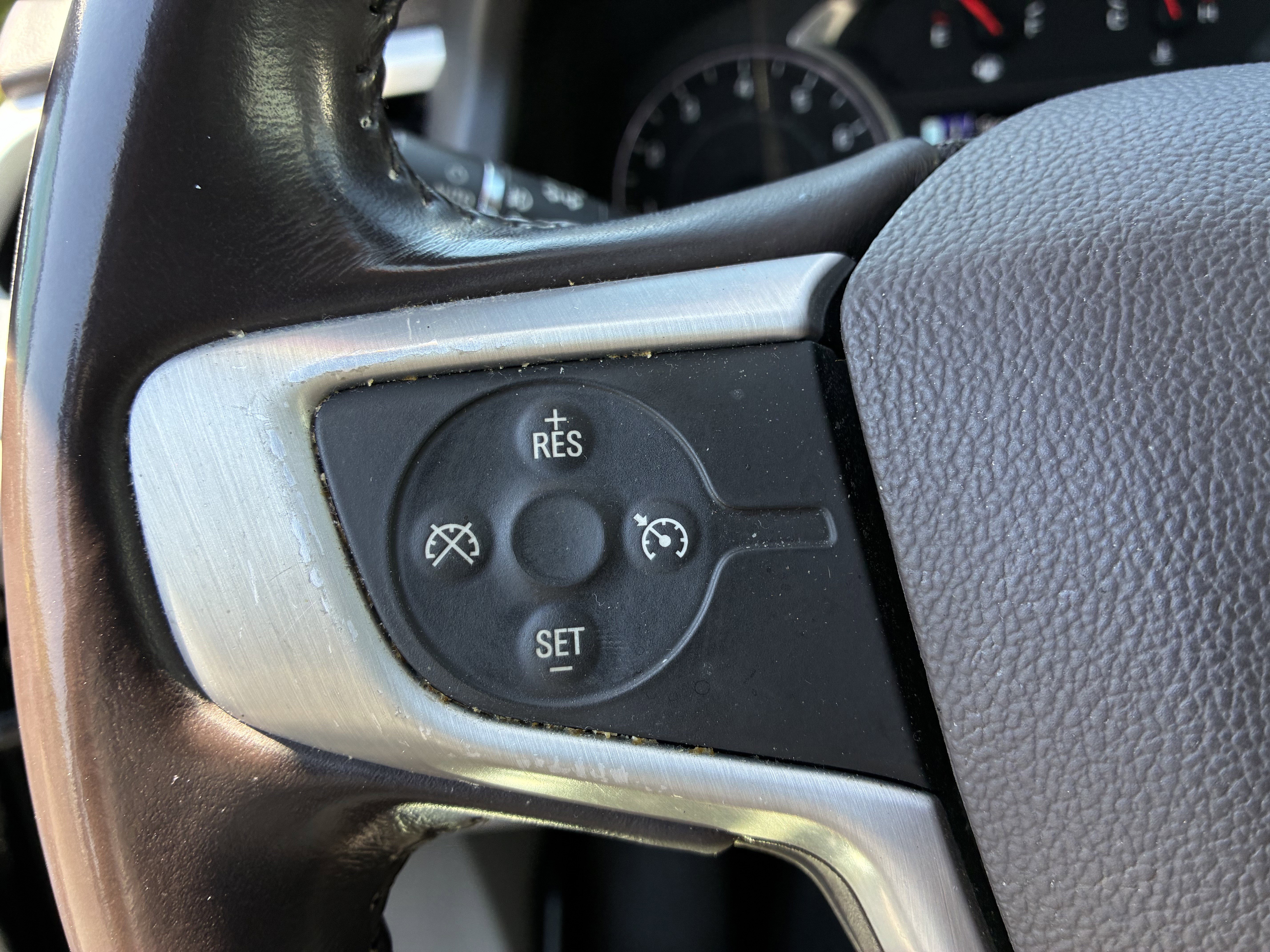 Used 2019 GMC Acadia SLT image 30