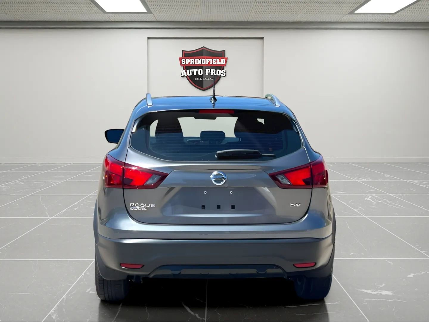 Used 2017 Nissan Rogue Sport SV w/ SV Premium Package image 4