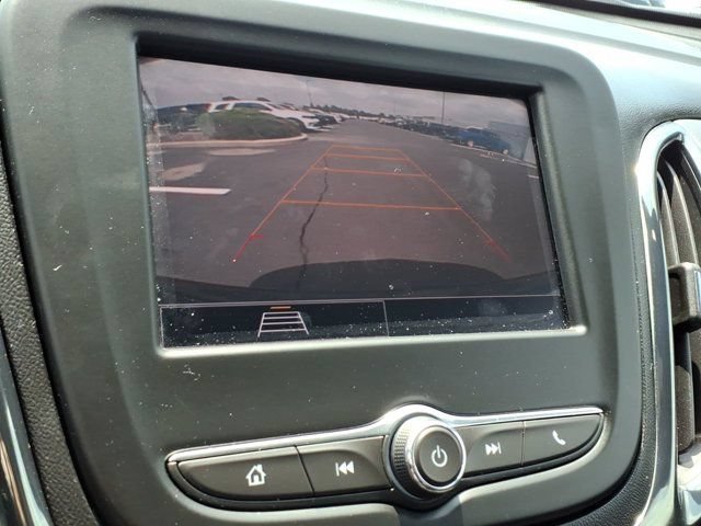 Used 2022 Chevrolet Equinox RS w/ LPO, Floor Liner Package AWD/4WD image 13