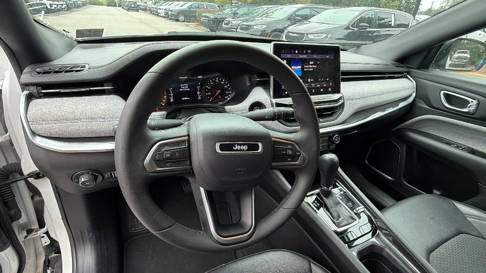 Used 2024 Jeep Compass Latitude AWD/4WD image 24
