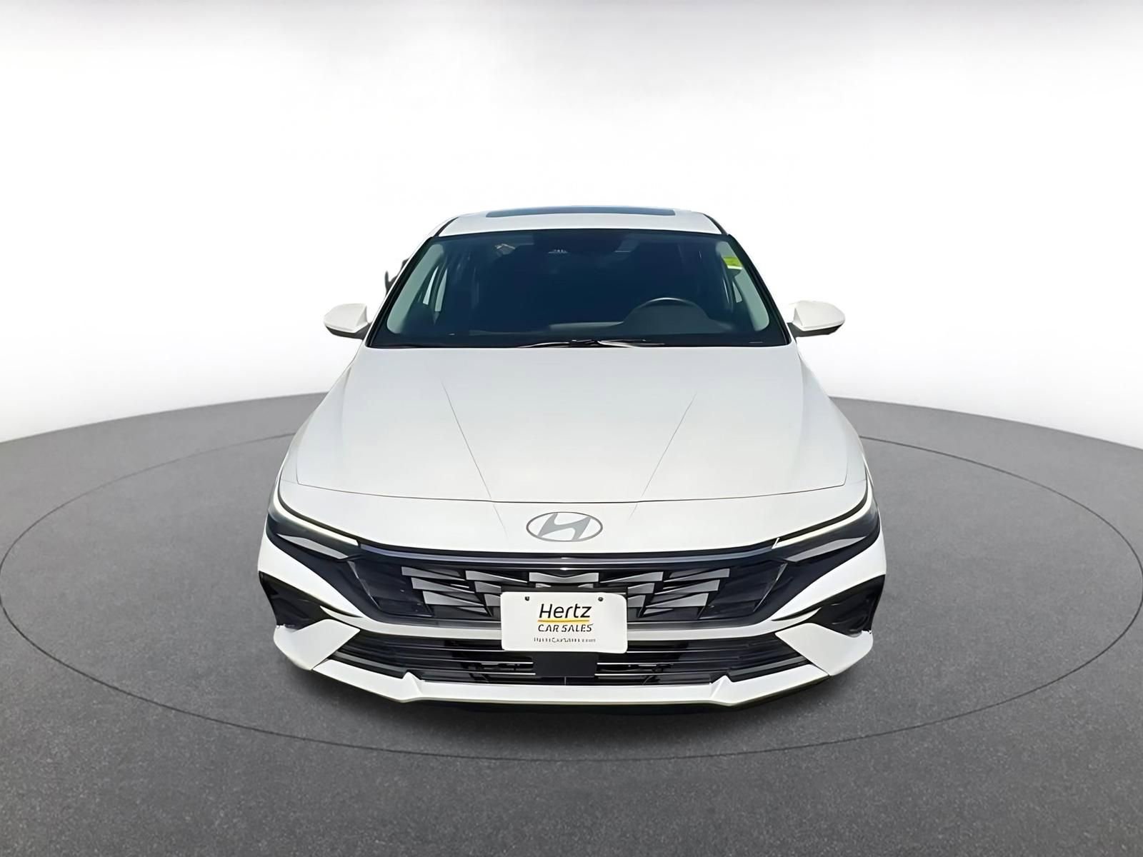 Used 2025 Hyundai Elantra SEL FWD image 4