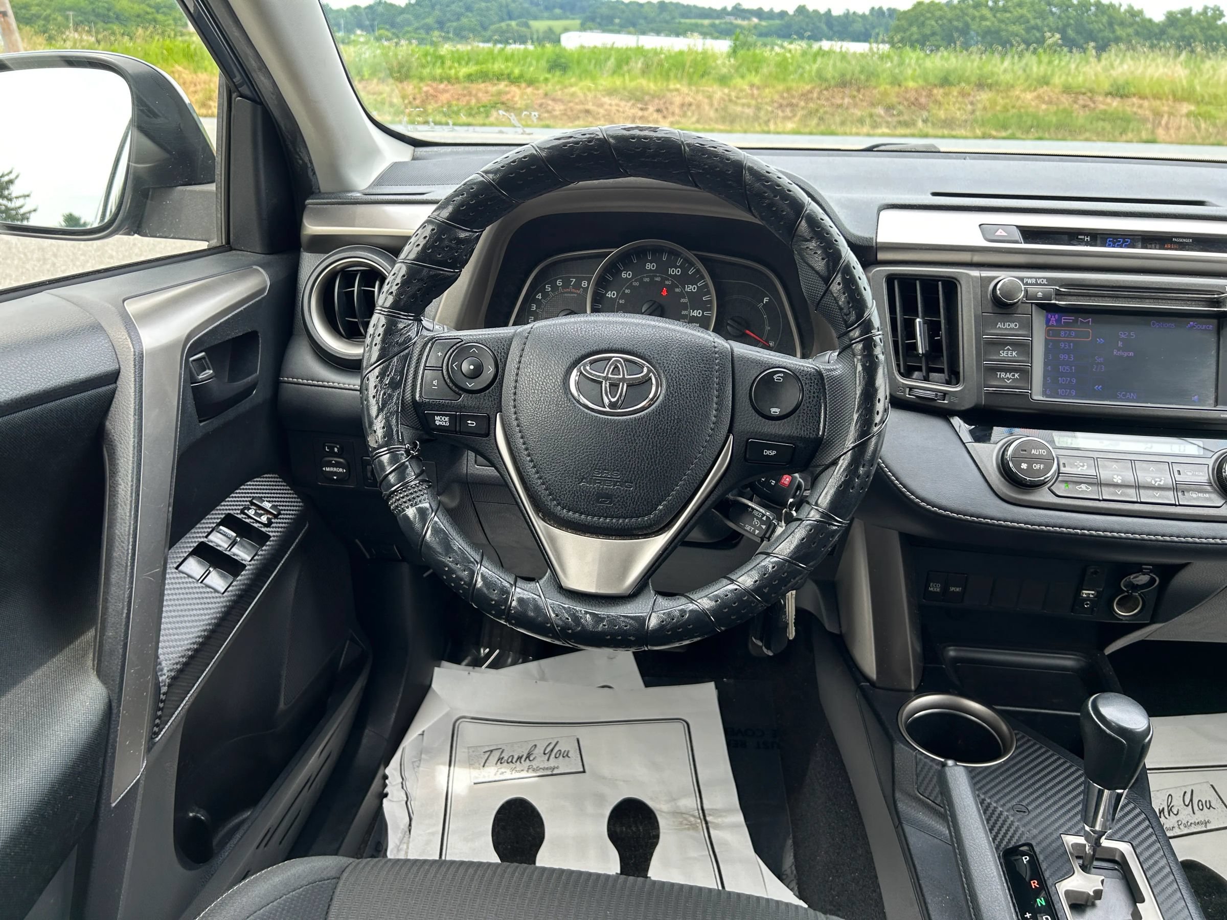 Used 2013 Toyota RAV4 XLE AWD/4WD image 16
