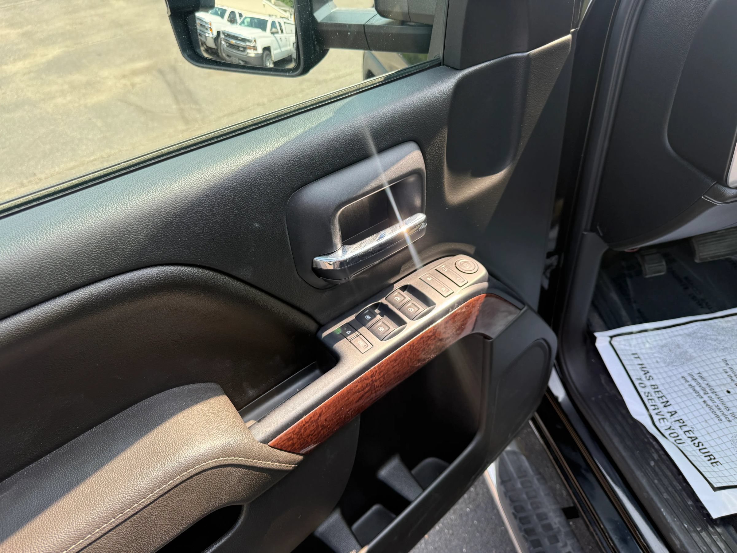 Used 2016 GMC Sierra 2500 SLE w/ SLE Preferred Package AWD/4WD image 16