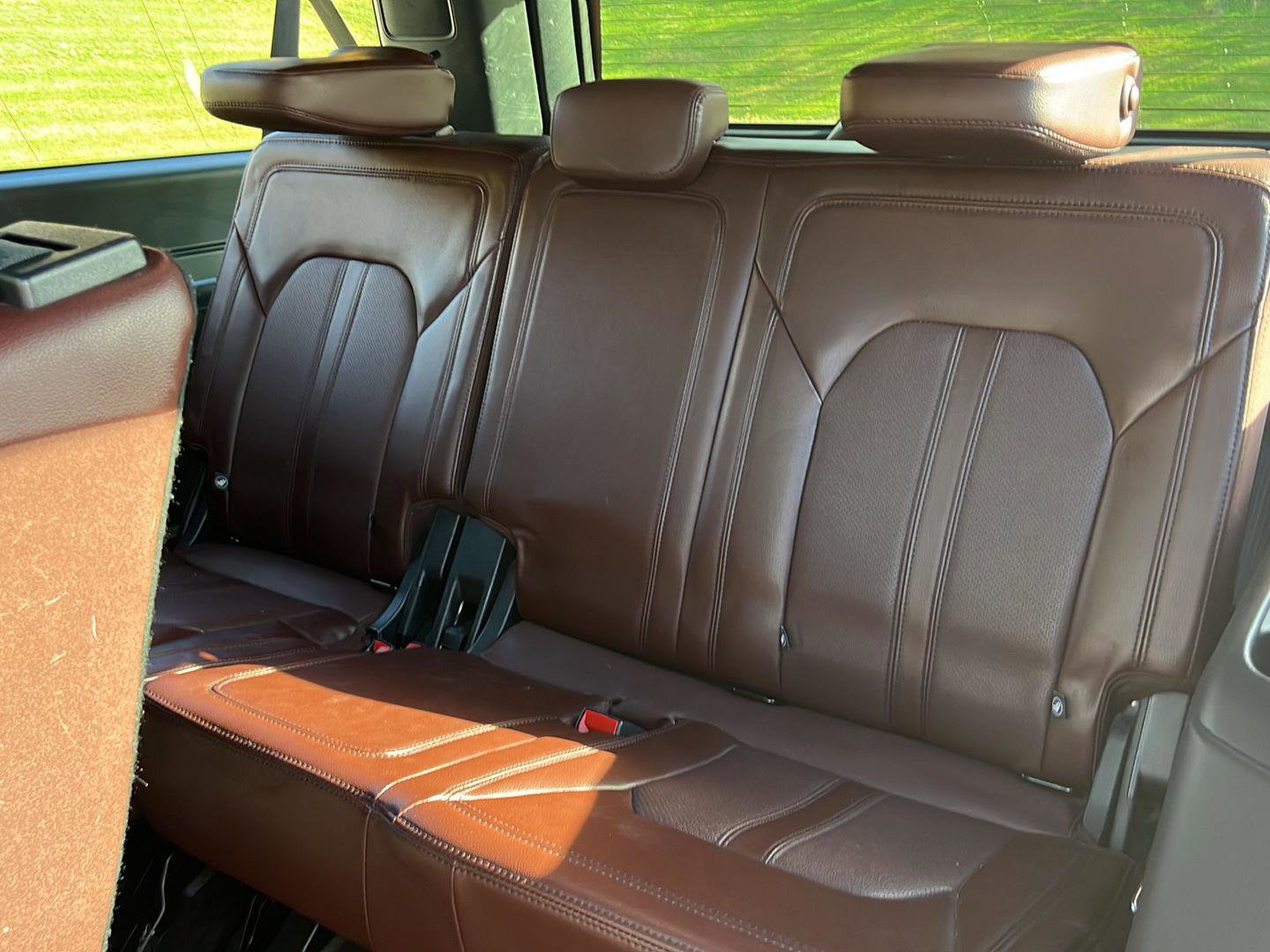 Used 2022 Ford Expedition Max Limited image 23