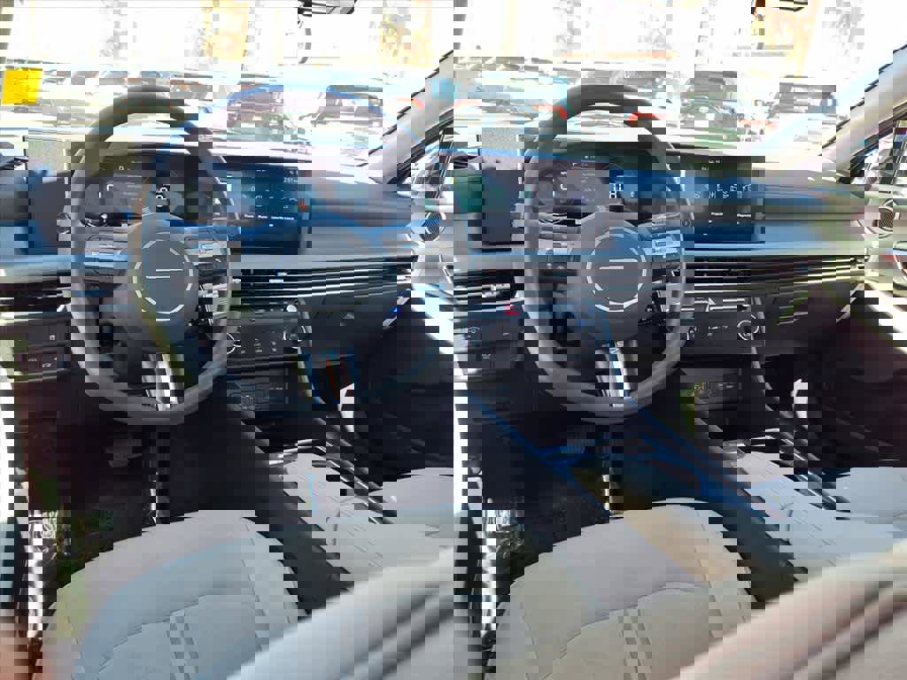 Used 2025 Hyundai Sonata SEL image 9