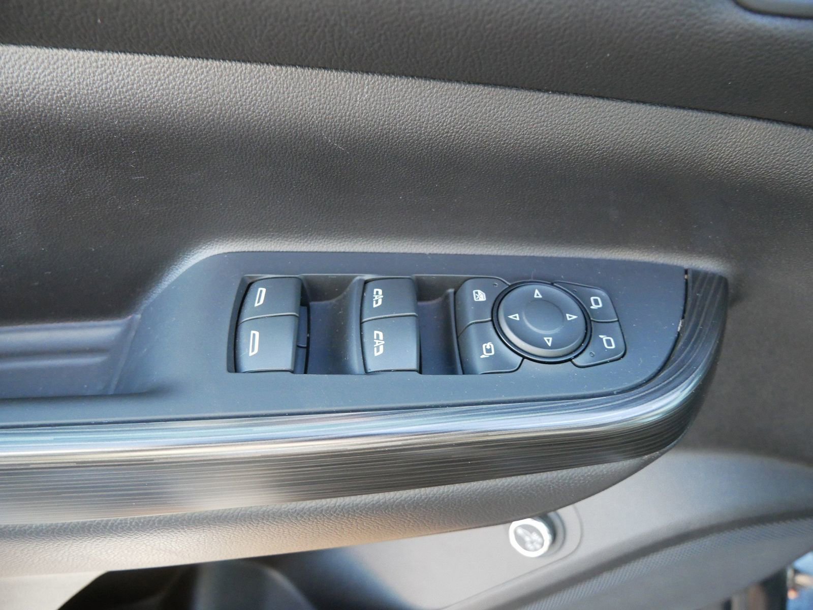 Used 2023 GMC Acadia SLT w/ Technology Package image 15