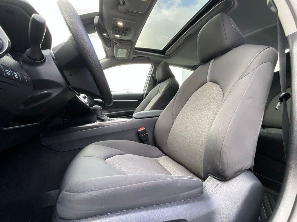 Used 2023 Toyota Camry LE w/ Convenience Package FWD image 11