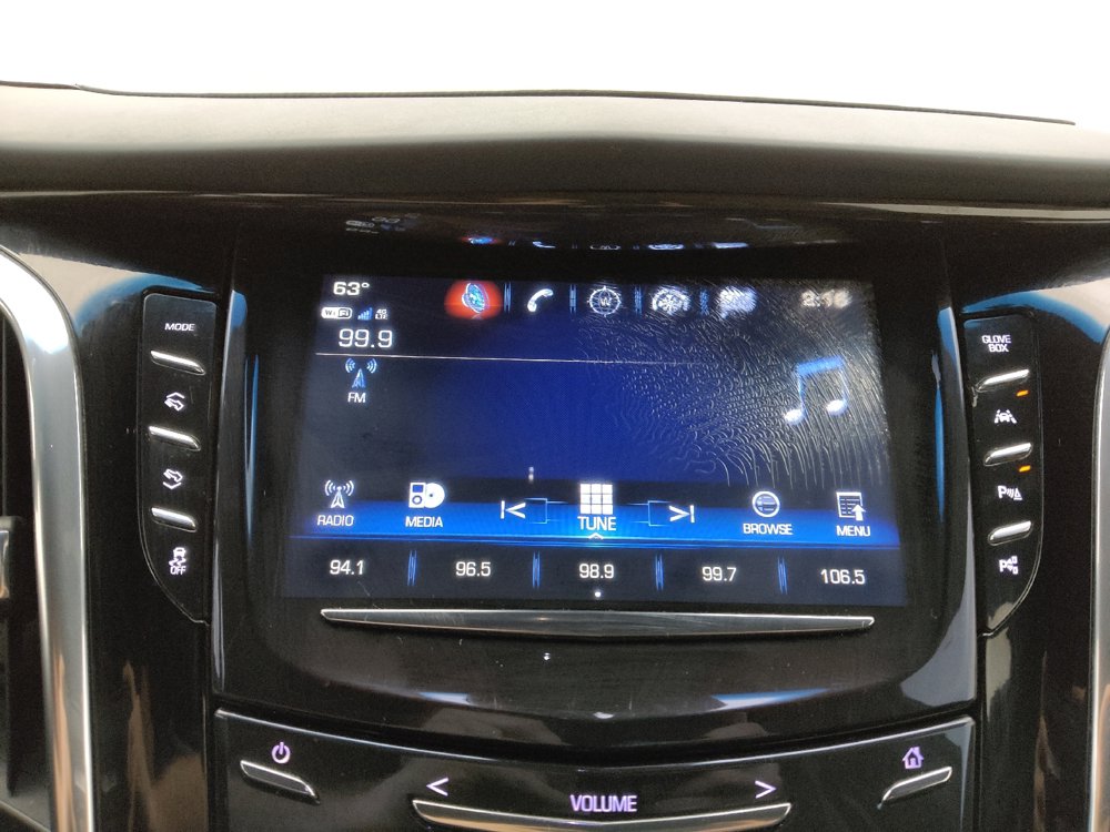 Used 2018 Cadillac Escalade Platinum AWD/4WD image 25