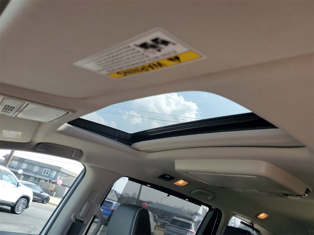 Used 2025 Honda Odyssey Elite image 12