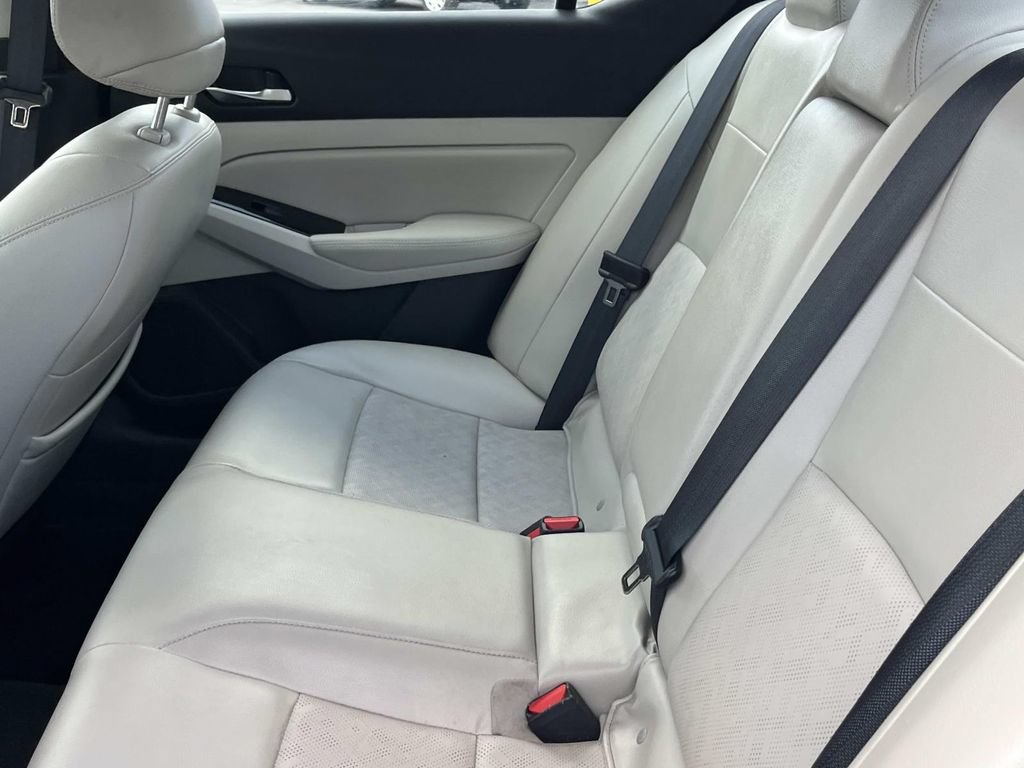 Used 2023 Nissan Altima 2.5 SL AWD/4WD image 24
