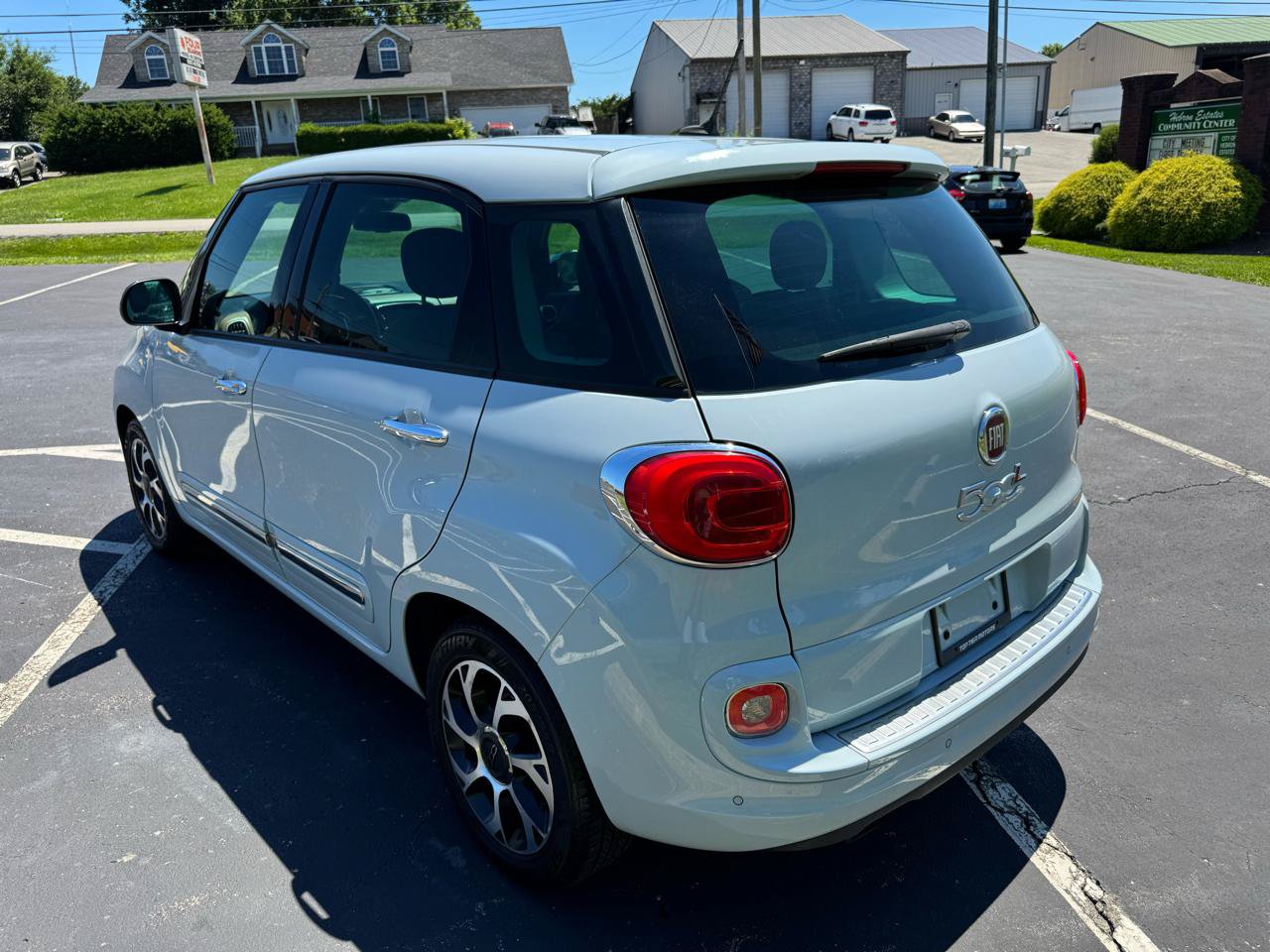 Used 2014 FIAT 500L Lounge FWD image 6