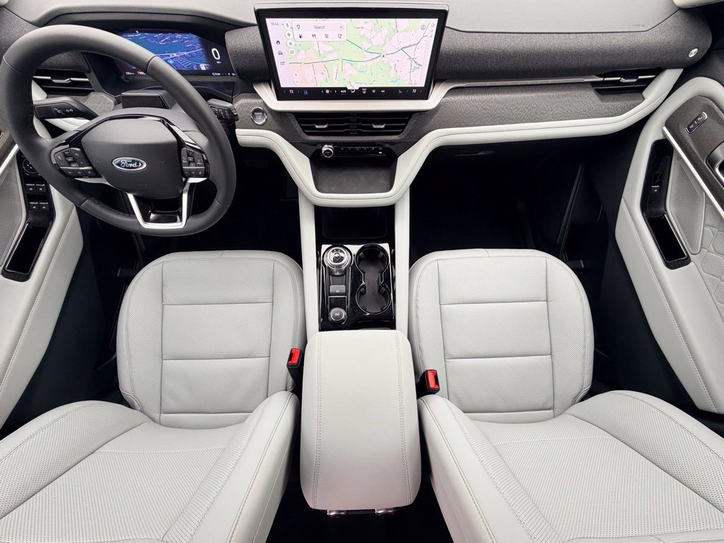New 2026 Ford Explorer Platinum w/ LUX Leather Package AWD/4WD image 21