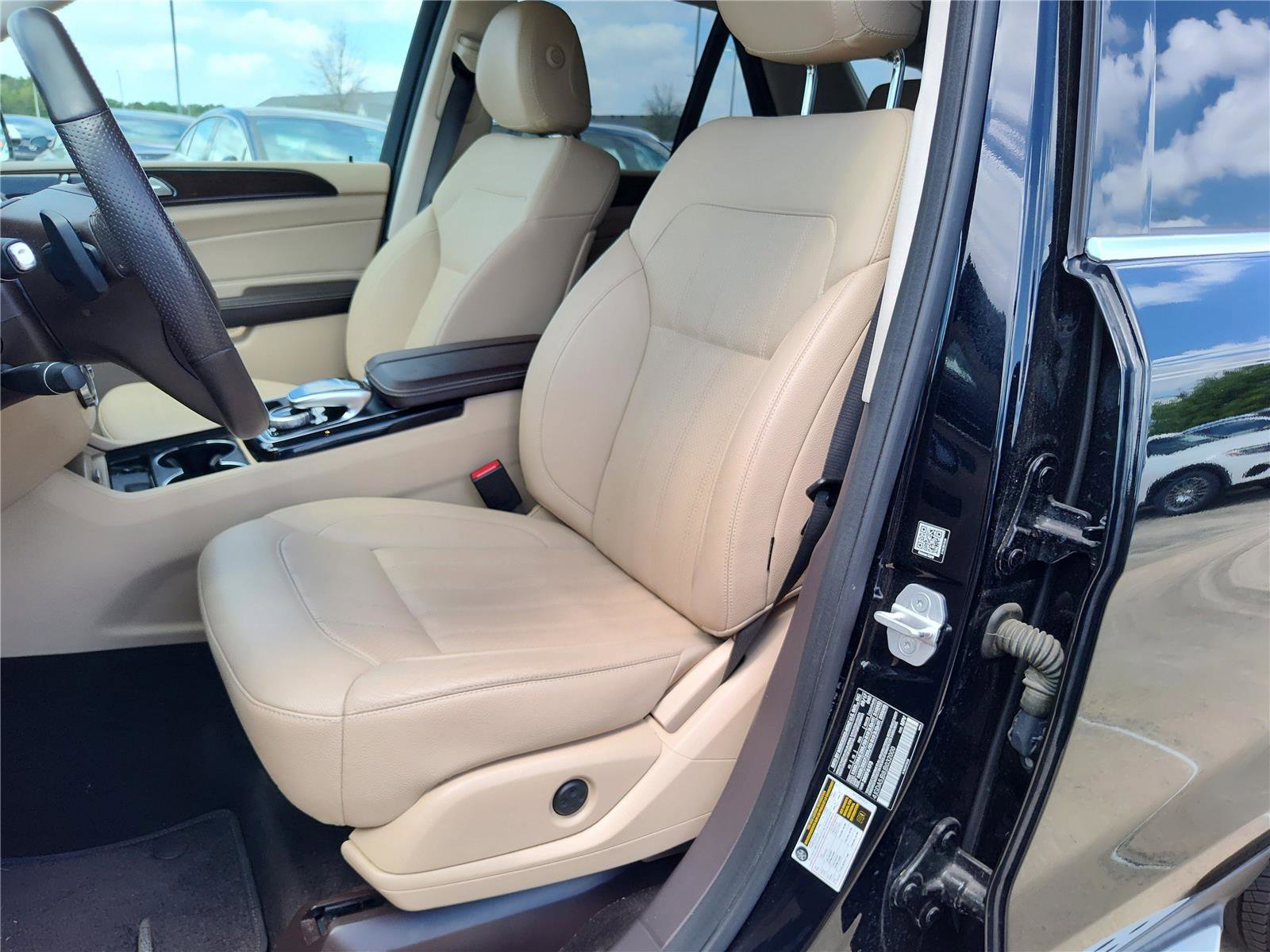 Used 2018 Mercedes-Benz GLE 350 image 17