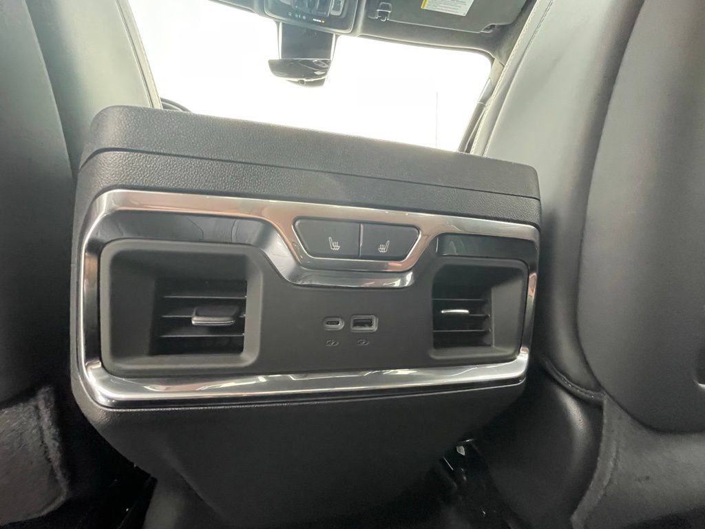 New 2026 GMC Sierra 2500 Denali Ultimate AWD/4WD image 14