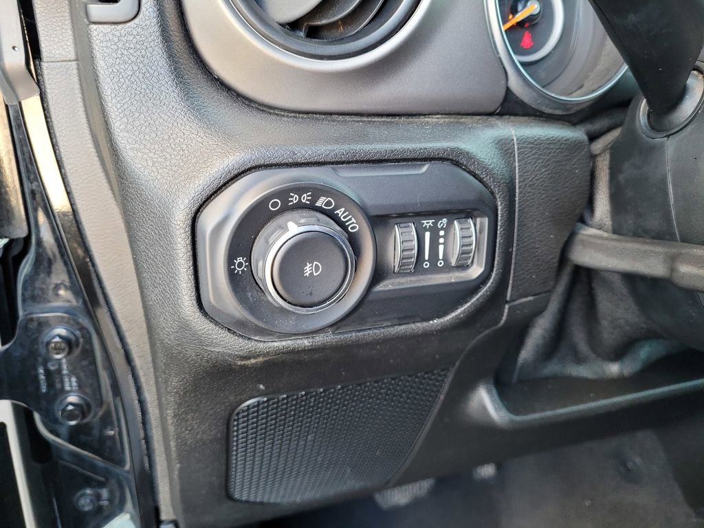 Used 2020 Jeep Wrangler Unlimited Sport S image 25