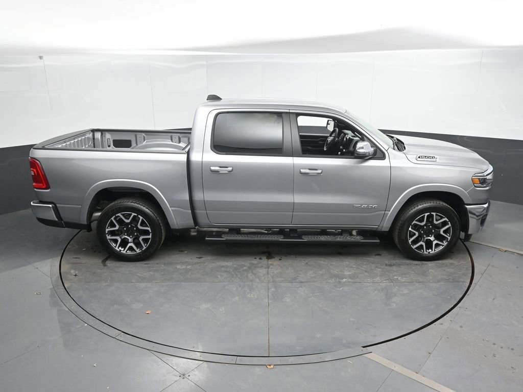 Used 2026 RAM 1500 Laramie AWD/4WD image 32