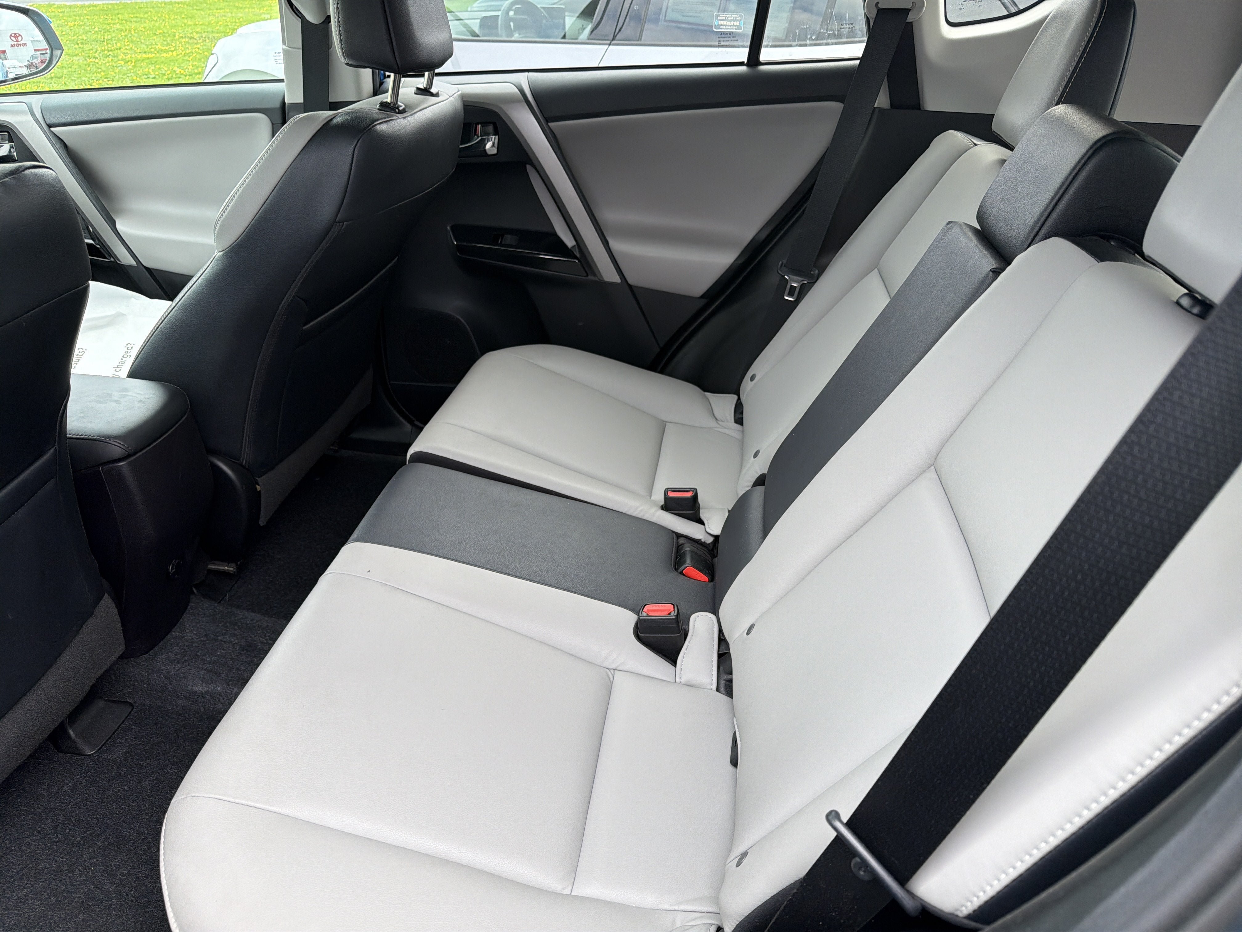 Certified 2018 Toyota RAV4 Limited w/ Advanced Technology Package AWD/4WD image 24