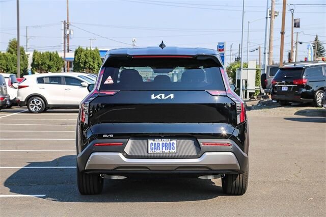 New 2026 Kia EV9 Light image 7