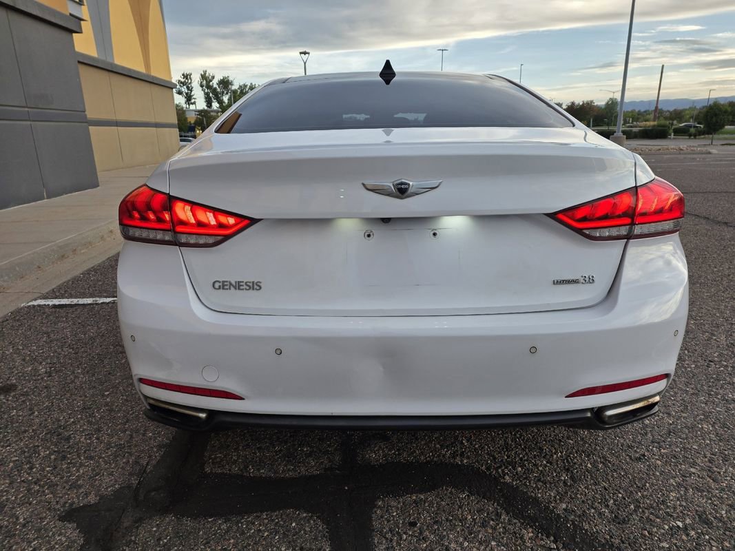 Used 2015 Hyundai Genesis 3.8 w/ Option Group 04 image 7