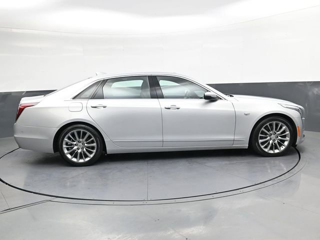 Used 2017 Cadillac CT6 Luxury image 3
