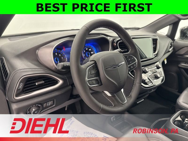 New 2026 Chrysler Pacifica Select image 25
