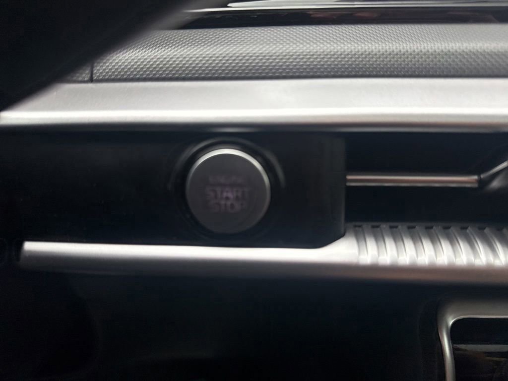 Used 2022 Kia K5 GT-Line w/ GT-Line FWD Premium Package image 32