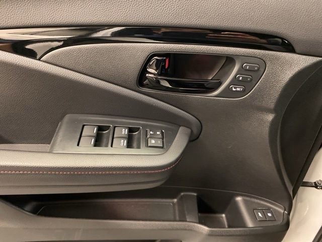 Used 2024 Honda Passport Black Edition image 21