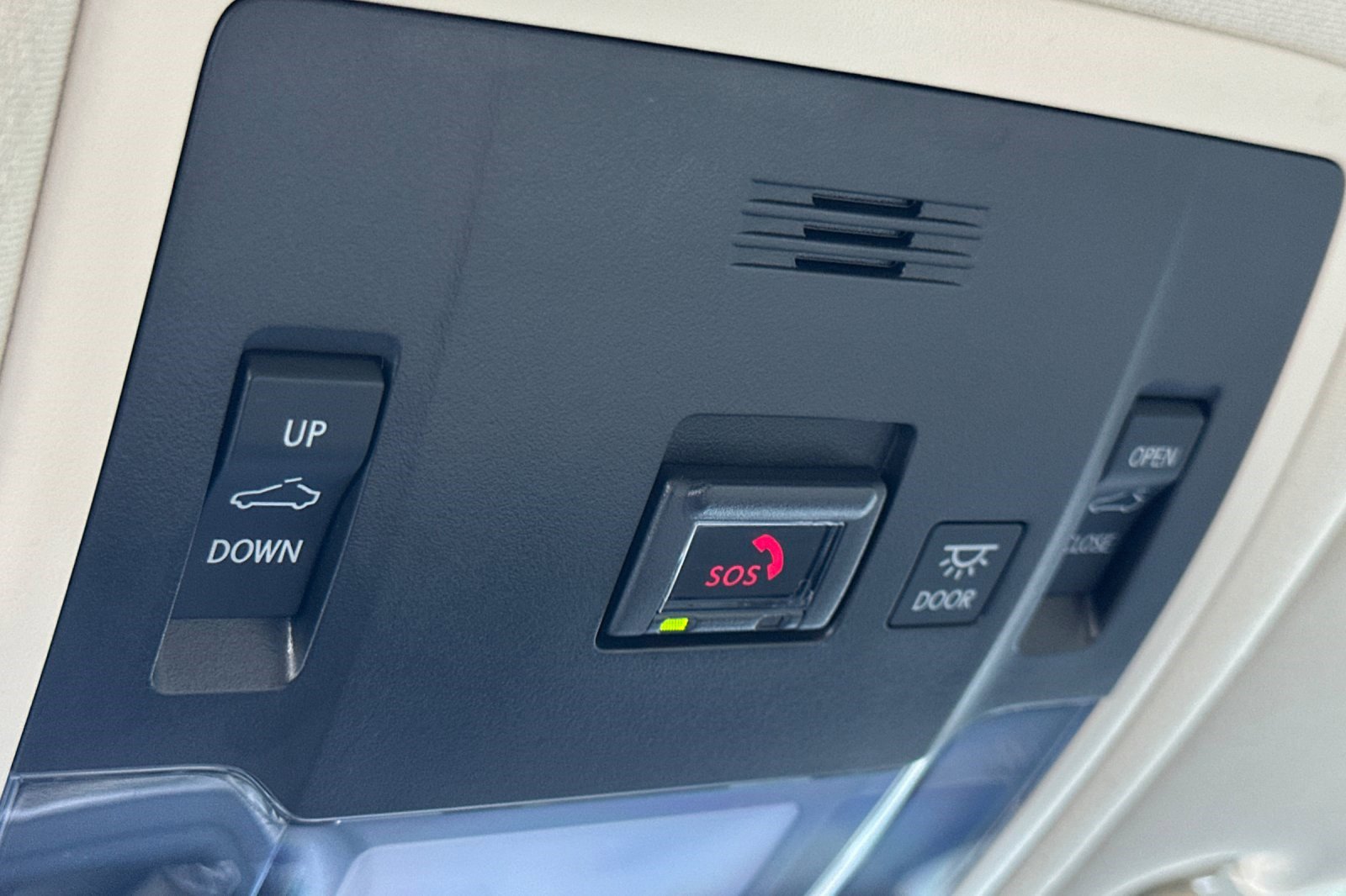 Certified 2022 Lexus RX 450h AWD w/ Premium Package image 23