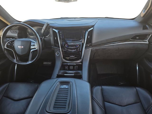 Used 2018 Cadillac Escalade Platinum image 9