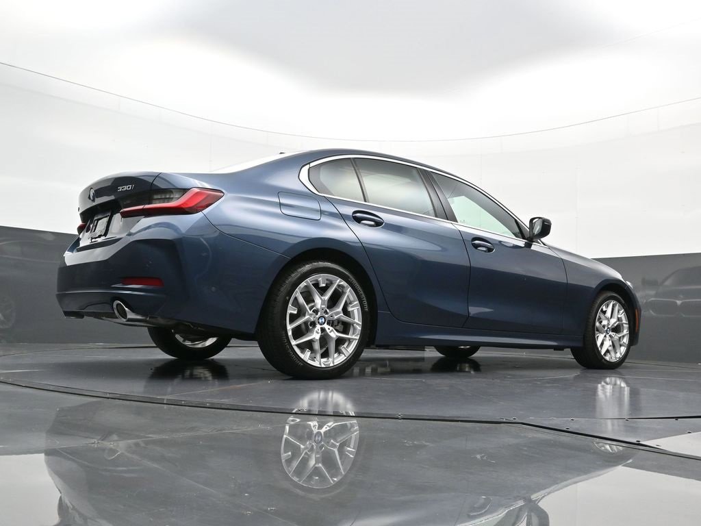 Used 2025 BMW 330i xDrive Sedan image 28