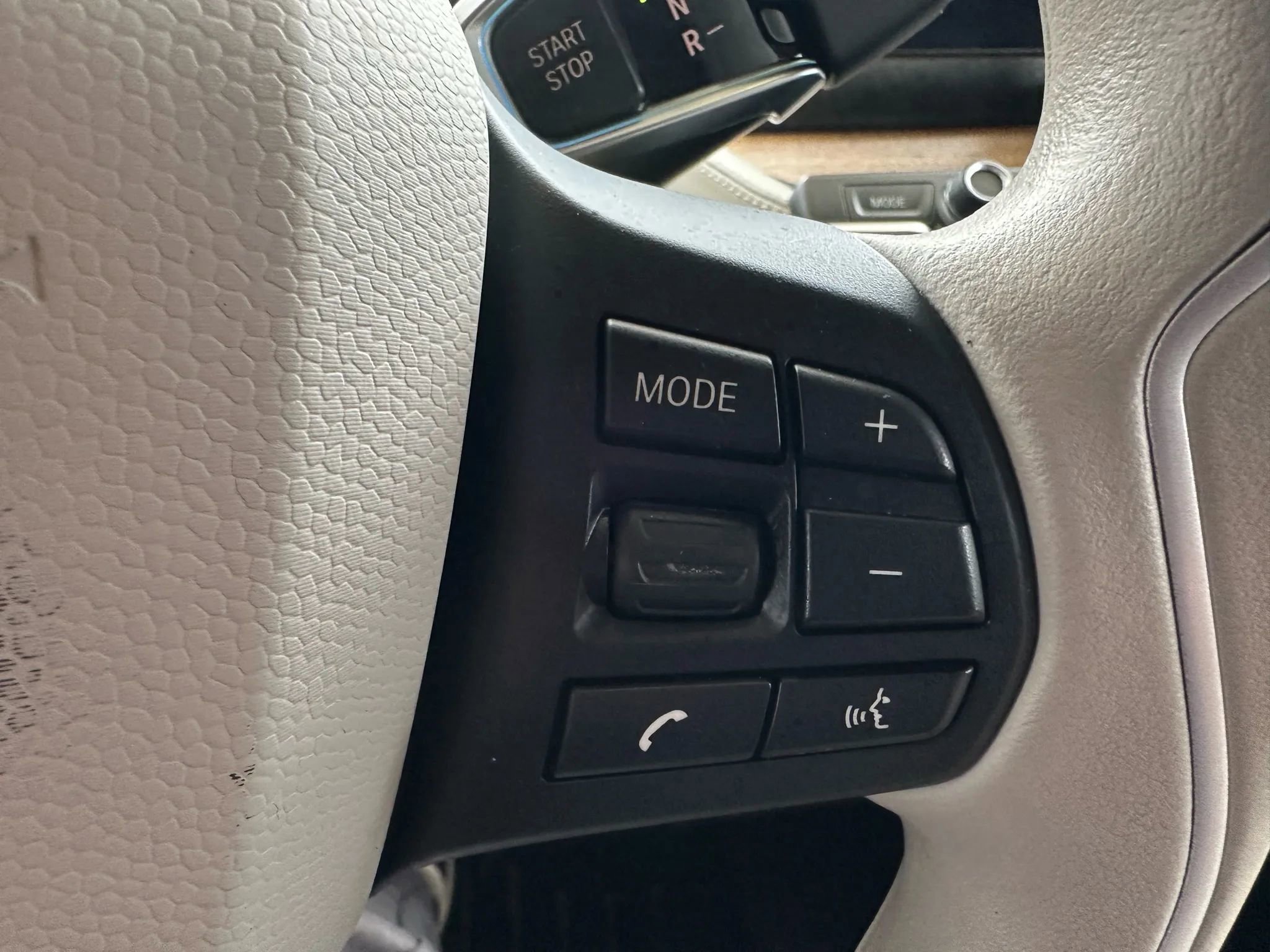 Used 2014 BMW i3 Hatchback 4D image 15