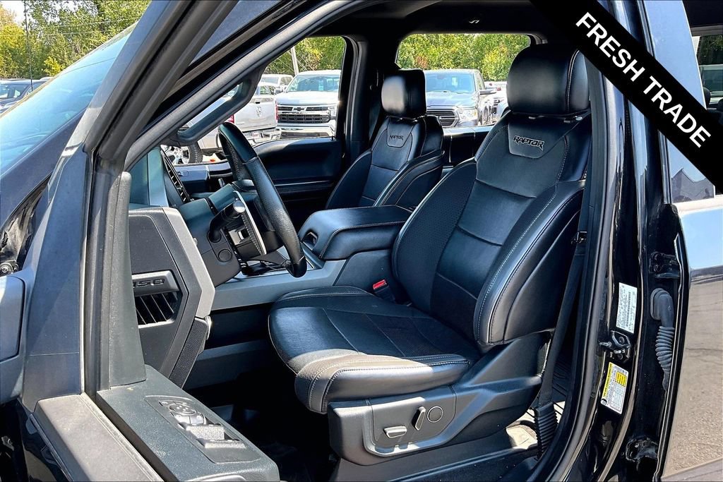 Used 2019 Ford F150 Raptor w/ Equipment Group 802A Luxury AWD/4WD image 22