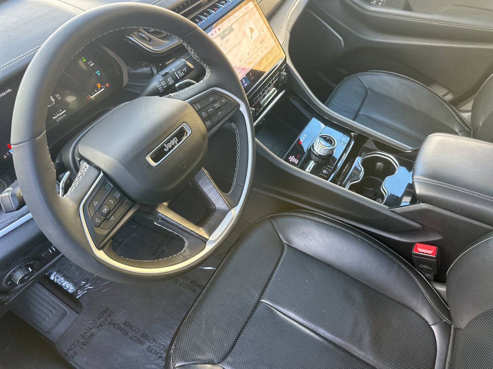 Used 2022 Jeep Grand Cherokee Limited 4xe w/ Luxury Tech Group II image 10